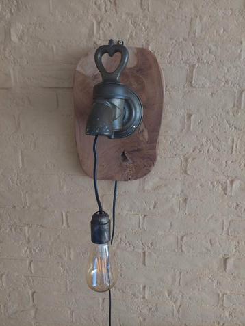 Unieke brons/koper kraanlamp beschikbaar voor biedingen