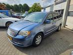 Chrysler Town & Country 3.6 V6 STOW&GO, Euro 5, Gebruikt, 700 kg, Blauw