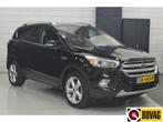 Ford Kuga 1.5 EcoBoost Titanium // 141.000 km // NAVI // CAM, Auto's, Euro 6, 4 cilinders, Zwart, Origineel Nederlands