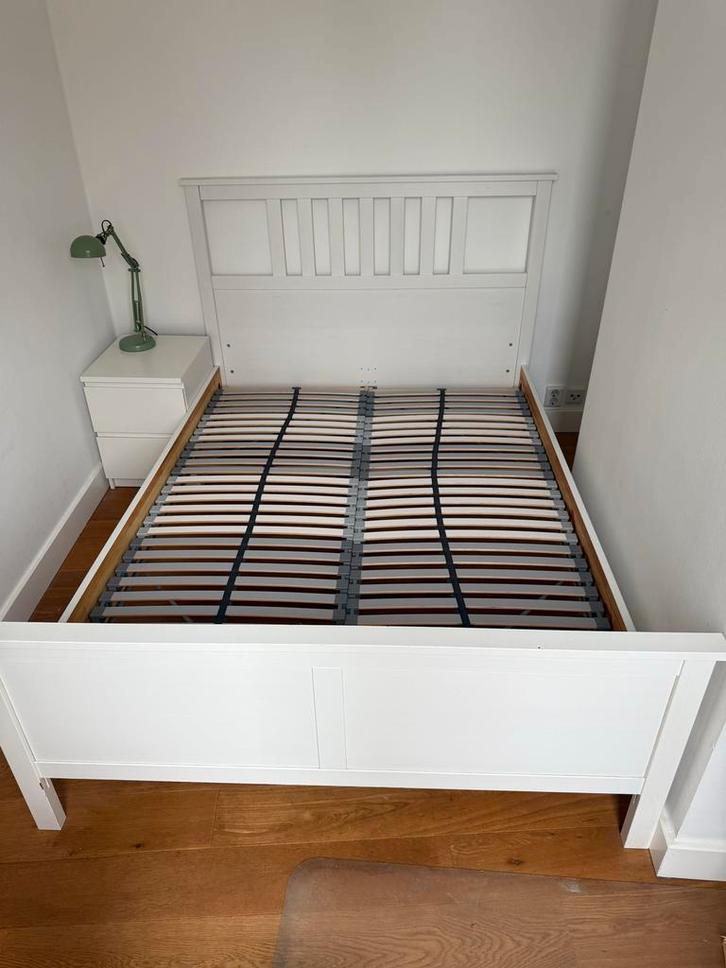 IKEA Hemnes bedframe met lattenbodem, Huis en Inrichting, Slaapkamer | Bedden, Gebruikt, Tweepersoons, 140 cm, 200 cm, Hout, Wit