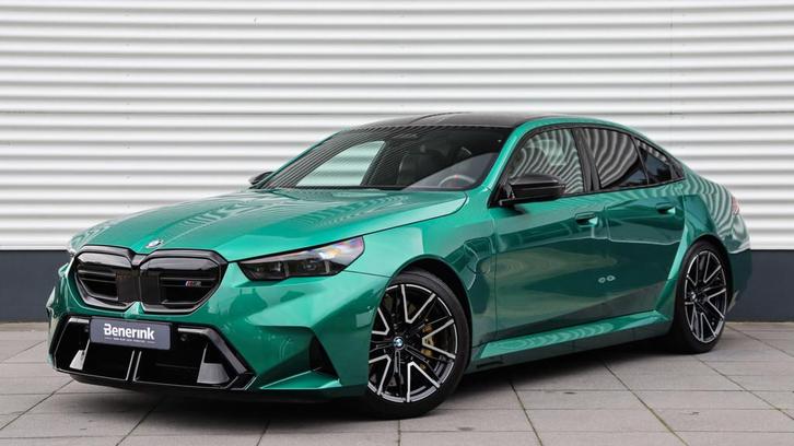 BMW M5 Sedan | M Drivers Package | Keramisch | Carbon Pack |, Auto's, BMW, Bedrijf, Te koop, 5-Serie, 360° camera, 4x4, ABS, Achteruitrijcamera