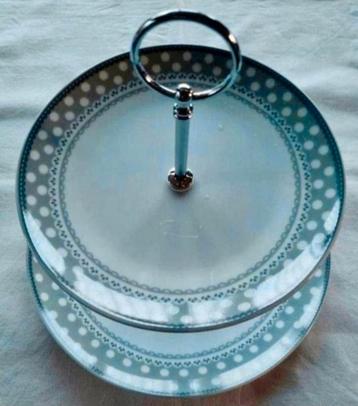 Gusta vintage witte stippen etagere grijze randen 2 borden beschikbaar voor biedingen
