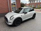 Mini 1.5 Cooper 2016 Wit, Voorwielaandrijving, Zwart, 4 stoelen, Wit