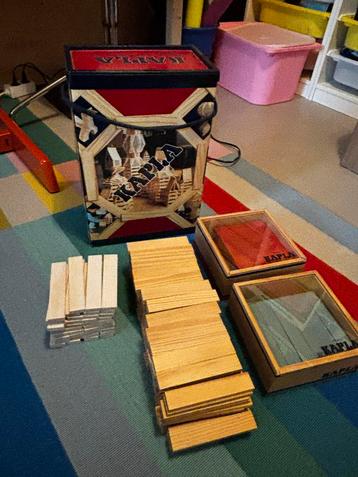 Kapla 250 stuks (hout, rood, wit, blauw) beschikbaar voor biedingen