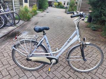 2 maal een batavus  8 speed extra licht lopende naaf beschikbaar voor biedingen