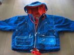 stoere blauwe / oranje jas met capuchon, mt 92, Verzenden, Zo goed als nieuw, Jongen, Jas