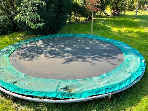 Berg trampoline 4 meter  30 doorsnede, gebruikt, Kinderen en Baby's, Speelgoed | Buiten | Trampolines, Gebruikt, Ophalen