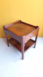 Vintage mahoniehouten bijzettafeltje met lade, 2 etages, Gebruikt, Vintage, Ophalen of Verzenden, Nvt
