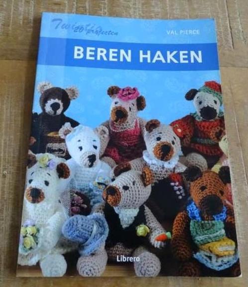 Beren haken - Val Pierce - haakboek - teddyberen haken, Boeken, Hobby en Vrije tijd, Zo goed als nieuw, Breien en Haken, Verzenden