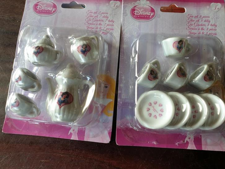 Disney, mini poppenserviesje. Sneeuwwitje. Porseleinen., Kinderen en Baby's, Speelgoed | Overig, Nieuw, Jongen of Meisje, Ophalen of Verzenden