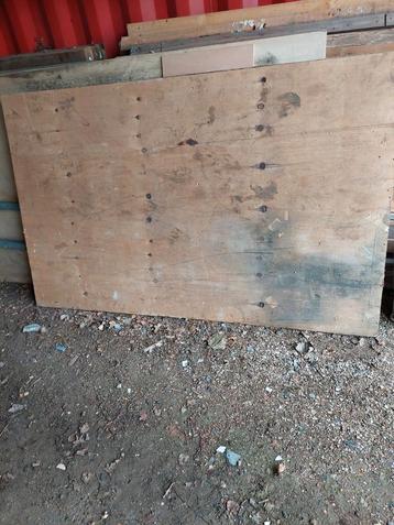 2 Underlayment Platen beschikbaar voor biedingen