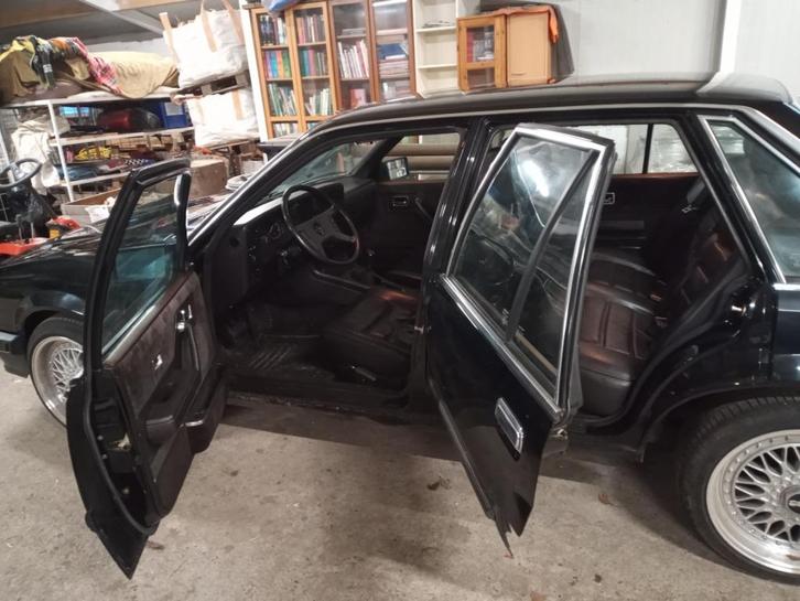 Opel Senator 2.5 E 1982 Zwart, Auto's, Opel, Particulier, Senator, Centrale vergrendeling, Elektrische ramen, Lederen bekleding