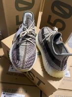 Yeezy 350 v2 zyon, Kleding | Heren, Schoenen, Ophalen of Verzenden, Zo goed als nieuw