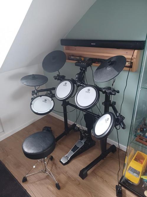 Elektronisch Kinderdrumstel – Fazley DDK-040 + Roseland Soun, Muziek en Instrumenten, Drumstellen en Slagwerk, Zo goed als nieuw