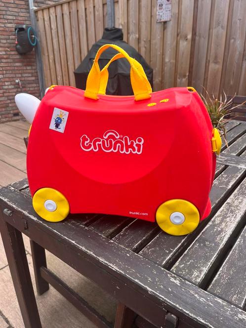 Trunki koffer - Trunki rideable suitcase (read desc), Sieraden, Tassen en Uiterlijk, Koffers, Gebruikt, Hard kunststof, Minder dan 50 cm