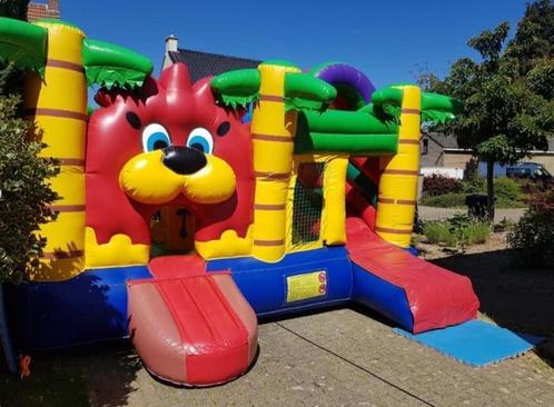 Communie of verjaardag springkussen huren vanaf 75 euro, Hobby en Vrije tijd, Feestartikelen | Verhuur, Zo goed als nieuw, Verjaardag