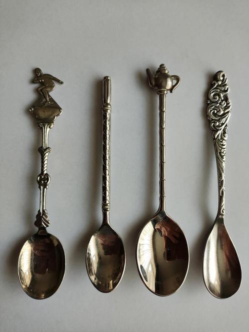 4 mooie lepeltjes (zilver, verzilverd?) o.a. Sola, VARA, Antiek en Kunst, Antiek | Bestek, Ophalen of Verzenden
