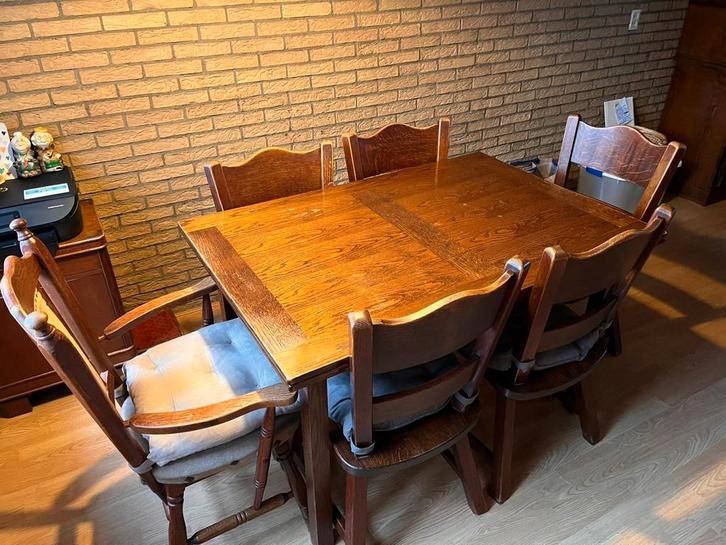 Nette eikenhouten eethoek, Huis en Inrichting, Complete eetkamers, Zo goed als nieuw, 4 tot 6 stoelen, Ophalen