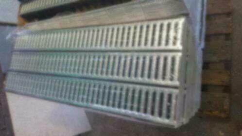 Afwateringset a 3 meter in doos, Doe-het-zelf en Verbouw, Buizen en Afvoer, Nieuw, Afvoer, Pvc, Minder dan 2 meter, 40 tot 60 mm