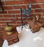 Te koop buiten nostalgie kip- lamp en oude koffiemolen, Ophalen