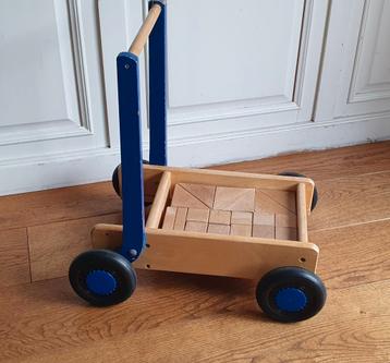 Loopwagen / Duwwagen met Houten Blokken beschikbaar voor biedingen