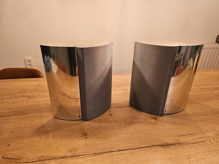 Bang & Olufsen BeoLab 4000 Actieve Speakers + Beugels, Audio, Tv en Foto, Luidsprekers, Gebruikt, Front, Rear of Stereo speakers