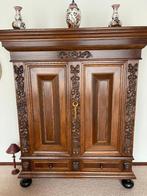 Prachtige antieke houten kast met houtsnijwerk, Antiek en Kunst, Antiek | Meubels | Kasten, Ophalen