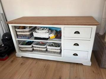 Dressoir set + salon tafel +ikea bureau L+eettafel+5stoelen beschikbaar voor biedingen