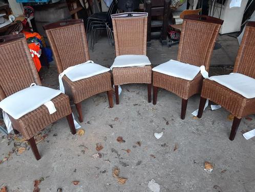 Rotan stoel, Huis en Inrichting, Stoelen, Zo goed als nieuw, Vijf, Zes of meer stoelen, Riet of Rotan, Bruin, Ophalen