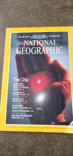 National Geographic - Oktober 1982 - The Chip, Ophalen of Verzenden, Gelezen, Wetenschap en Natuur