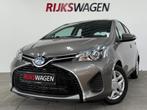 Toyota Yaris 1.5 Hybrid Executive Camera/Clima/Navi, Gebruikt, Zwart, 4 cilinders, Met garantie (alle)