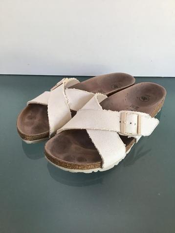 GRATIS VERZENDEN | BIRKENSTOCK Siena beige slippers 41 beschikbaar voor biedingen