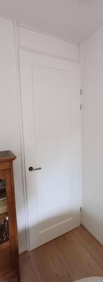 Paneeldeur  opdek rechtsdraaiend compleet met slot en beslag, Doe-het-zelf en Verbouw, Deuren en Horren, Ophalen, Minder dan 80 cm