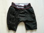 VOETBAL stevige beschermende korte broek maat 152, Ophalen, Gebruikt, Jongen, Sport- of Zwemkleding