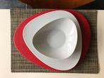 Alessi groot rood onderbord, Huis en Inrichting, Keuken | Servies, Ophalen of Verzenden, Overige stijlen, Glas, Schaal of Schalen