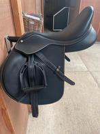 Wintec Jump 500  Hart 17 inch zwart springzadel, Dieren en Toebehoren, Ophalen of Verzenden, Zo goed als nieuw, Springen