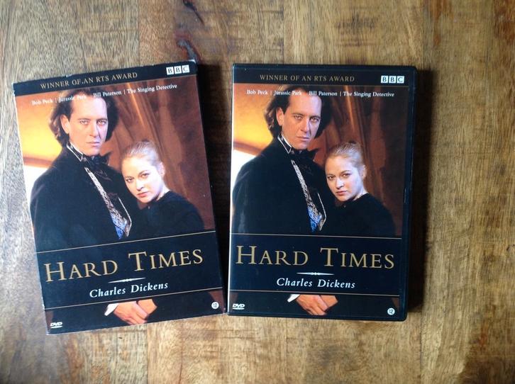 Hard Times ( Charles Dickens ) Origineel en in Nieuwstaat ), Cd's en Dvd's, Dvd's | Klassiekers, Zo goed als nieuw, Komedie, 1980 tot heden
