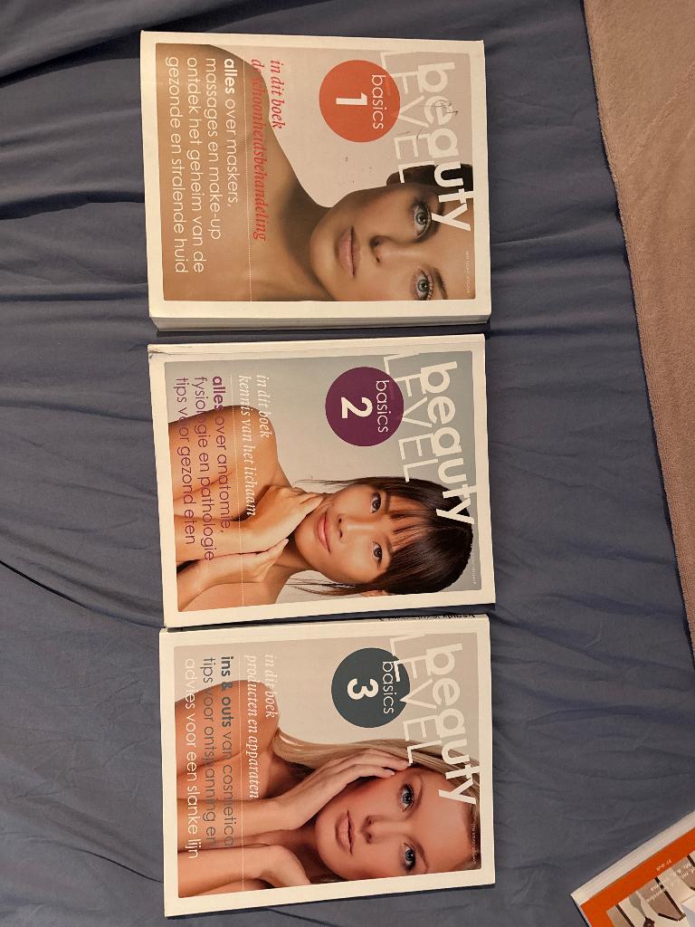Beauty level 1, 2 en 3, Boeken, Schoolboeken, Ophalen of Verzenden, Zo goed als nieuw, Overige niveaus
