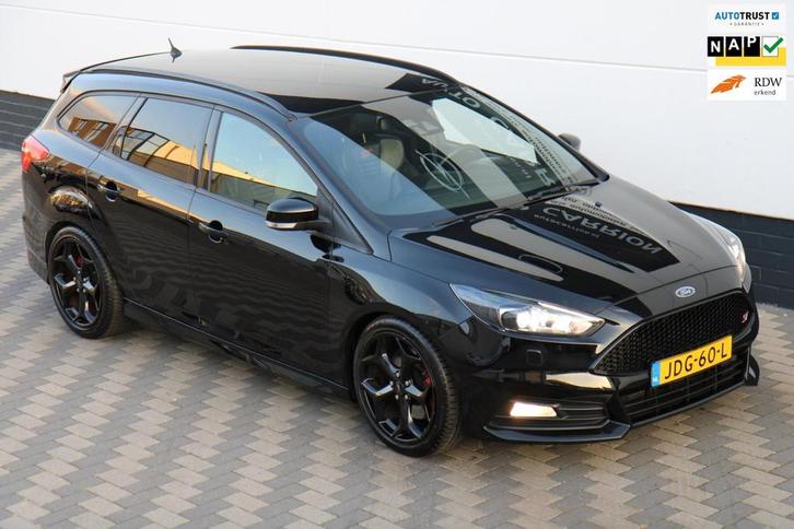Ford Focus Wagon 2.0 ST 250 PK schadevrij 2de eigenaresse !, Auto's, Ford, Bedrijf, Te koop, Focus, ABS, Airbags, Airconditioning