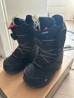 Snowboard boots burton 35, Sport en Fitness, Snowboarden, Ophalen of Verzenden, Zo goed als nieuw, Schoenen
