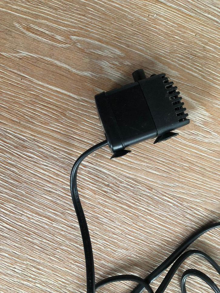 Partij filters / pomp aquarium, Dieren en Toebehoren, Vissen | Aquaria en Toebehoren, Gebruikt, Overige typen, Ophalen of Verzenden