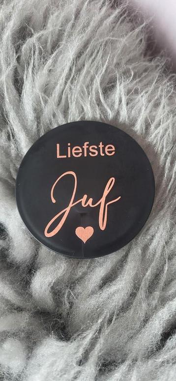 Juffendag, kado juf,  cadeau juf, laatste schooldag beschikbaar voor biedingen