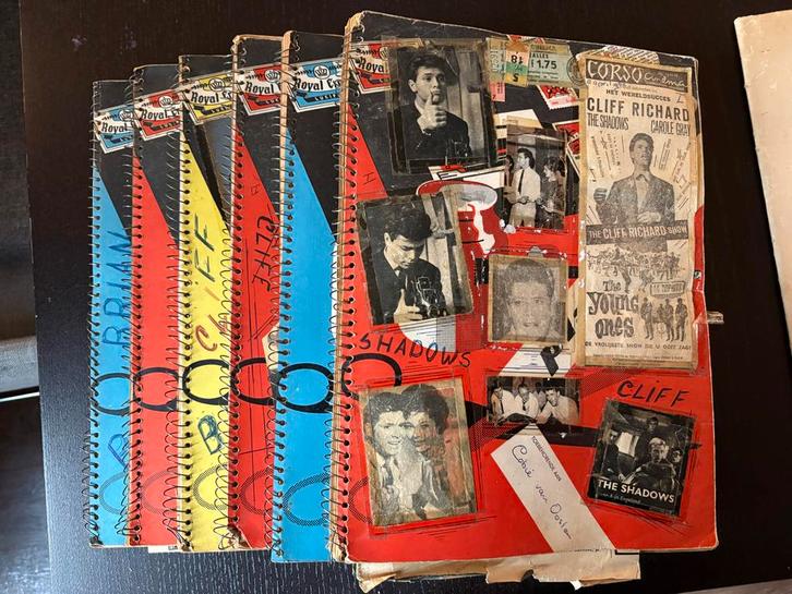 Cliff Richard Plakboeken - Persoonlijke Collectie, Hobby en Vrije tijd, Verzamelkaartspellen | Overige, Gebruikt, Boek of Catalogus