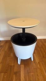Keter Drankenkoeler Bijzettafel - Wit/zwart - Ø50 cm - 30L, Huis en Inrichting, Rond, Zo goed als nieuw, Ophalen, 45 tot 60 cm