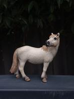 Schleich Camargue merrie 13609, Ophalen of Verzenden, Zo goed als nieuw, Paard, Beeldje of Figuurtje