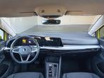 Volkswagen Golf 1.0 eTSI Life Business CARPLAY/CAMERA/DIG.CO, Auto's, 65 €/maand, Gebruikt, Euro 6, Overige kleuren