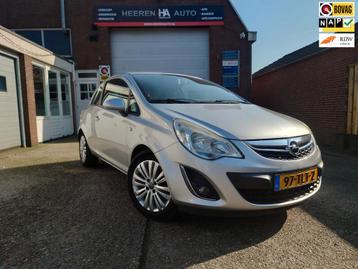 Opel Corsa 1.4-16V Cosmo, Airco, Navigatie Dealer onderhoude beschikbaar voor biedingen