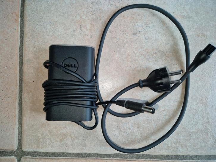 Dell laptop oplader met 4,5mm aansluiting, Computers en Software, Laptop-opladers, Zo goed als nieuw, Ophalen