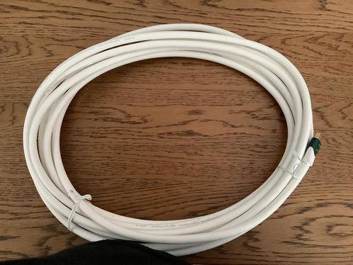 Audioquest hdmi kabel Forest 10 meter te koop, Audio, Tv en Foto, Audiokabels en Televisiekabels, Zo goed als nieuw, HDMI-kabel