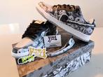 Nike x Kito Wares Catacombs Dunk V2 Maat 42,5 (US 9,5), Kleding | Heren, Schoenen, Overige kleuren, Nieuw, Nike x Kito Wares, Ophalen of Verzenden